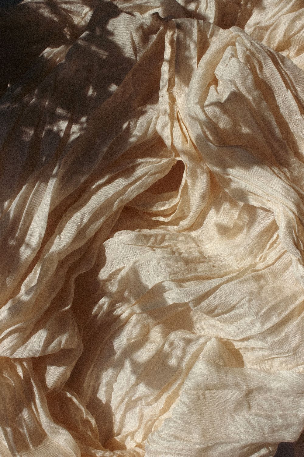 Linnen fabric with light and shades