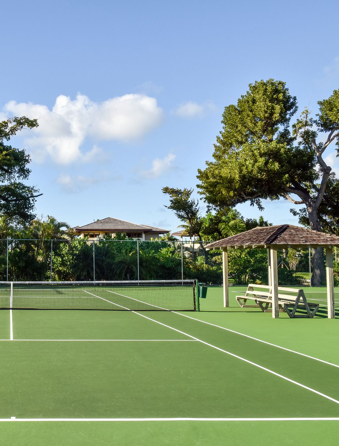 Rosewood_Little_Dix_Bay_TennisCourt